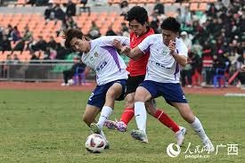 可靠消息来源透露，利物浦球星萨拉赫被弃用，而阿内·斯洛特则表示“毫不知情”。