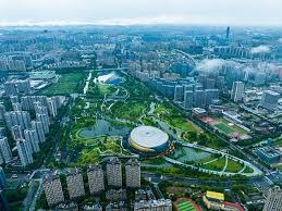 为什么棒球场上的中外野看台墙通常被刷成深绿色或黑色